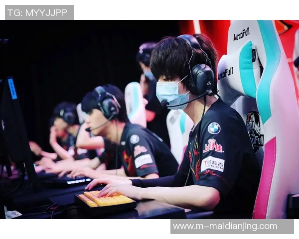 DOTA2赛事中FPX战队表现出色创下新高引发玩家热议与期待实时新闻